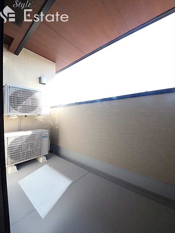 バルコニー　内装