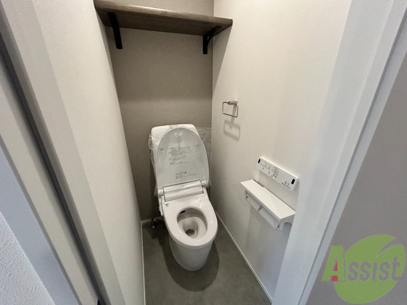 トイレ　トイレは温水洗浄便座で快適に使うことが出来ます。