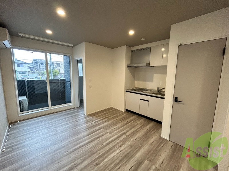 居室・リビング　８帖のＬＤＫは広々として開放感があります。