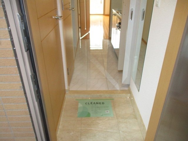 玄関　落ち着いた玄関です