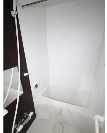 バス・シャワールーム　清潔な浴室！