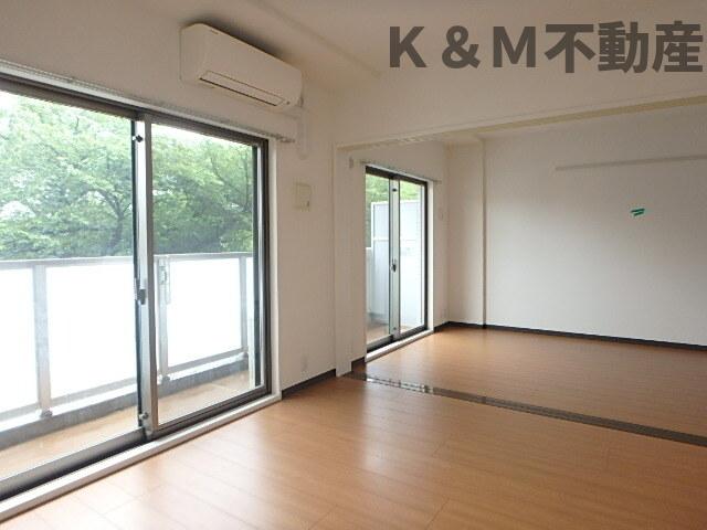 居室・リビング　ゆったりとしたリビングです