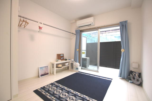 居室・リビング　※家具・小物は設備ではありません