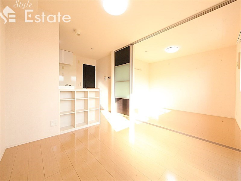 居室・リビング　内装