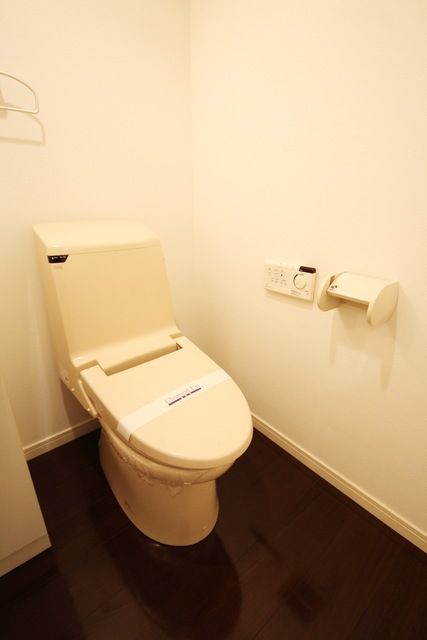 トイレ　★清潔感のあるトイレです★