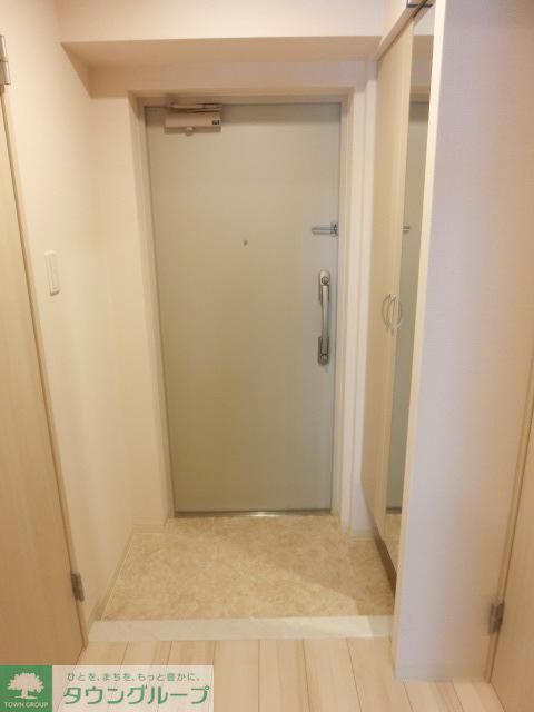 玄関　お部屋探しは株式会社　タウンハウジング　までお気軽にお問合…