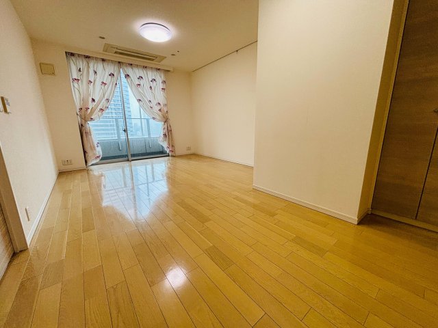 居室・リビング　＊別部屋参照