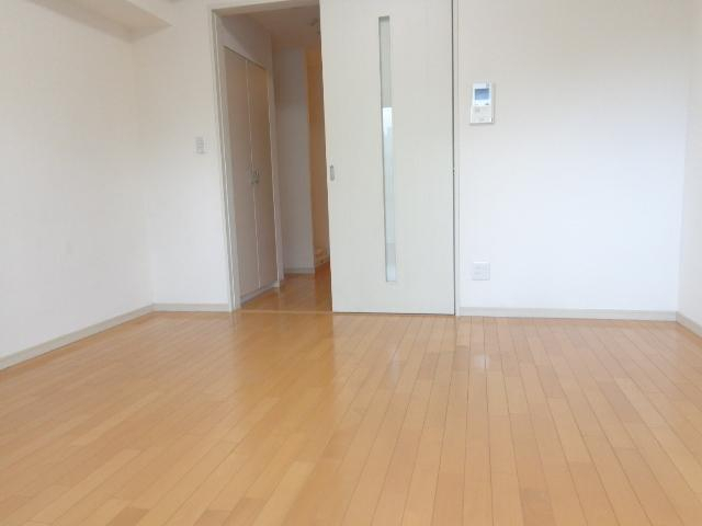 居室・リビング　別号室参考画像