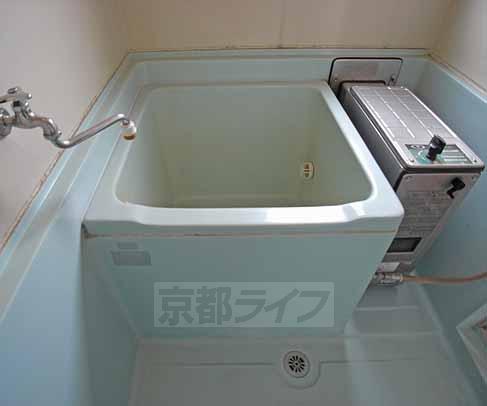 バス・シャワールーム　ブルーのお風呂です。