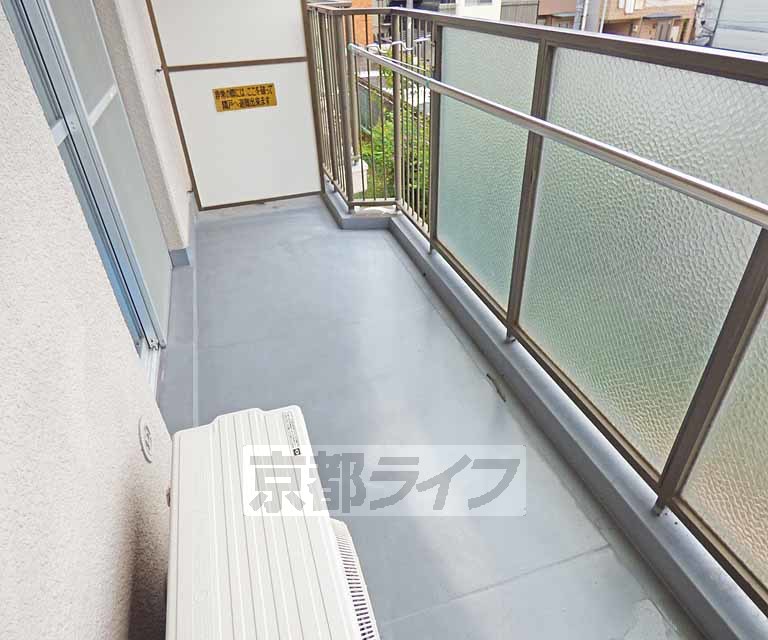 バルコニー　広いバルコニーです。