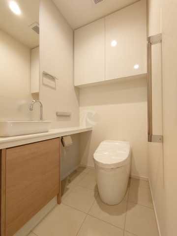 トイレ　ザ・レジデンス四谷ガーデン