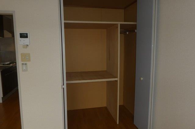 収納　クローゼット