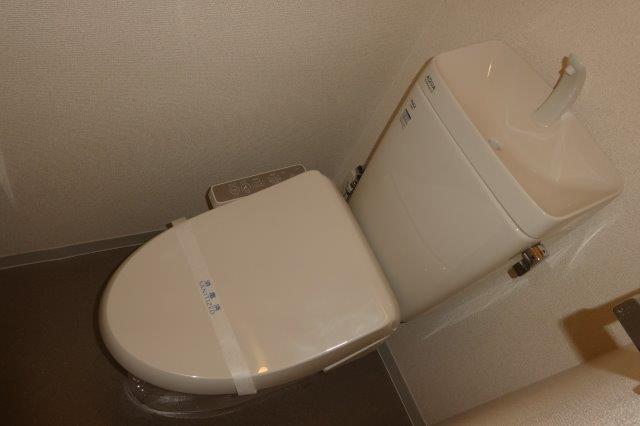 トイレ　ウォシュレット