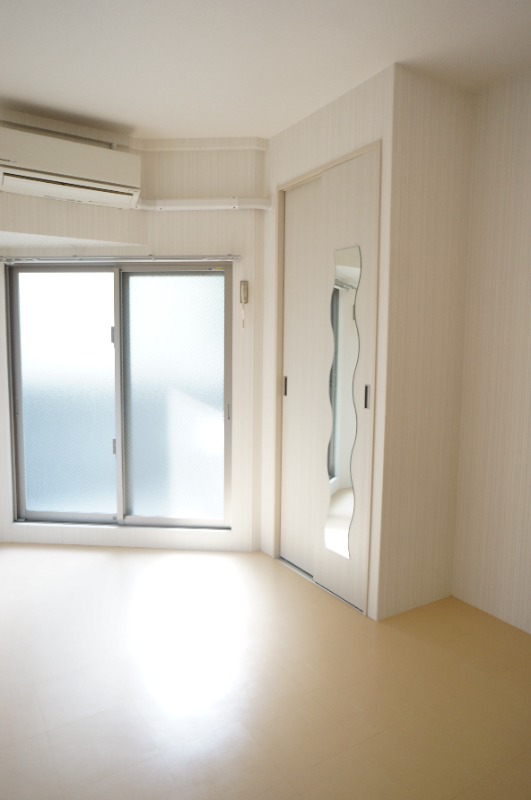 居室・リビング　※別部屋の参考写真となります※現況優先※