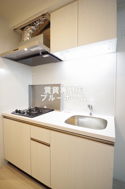 キッチン　収納豊富なシステムキッチン！