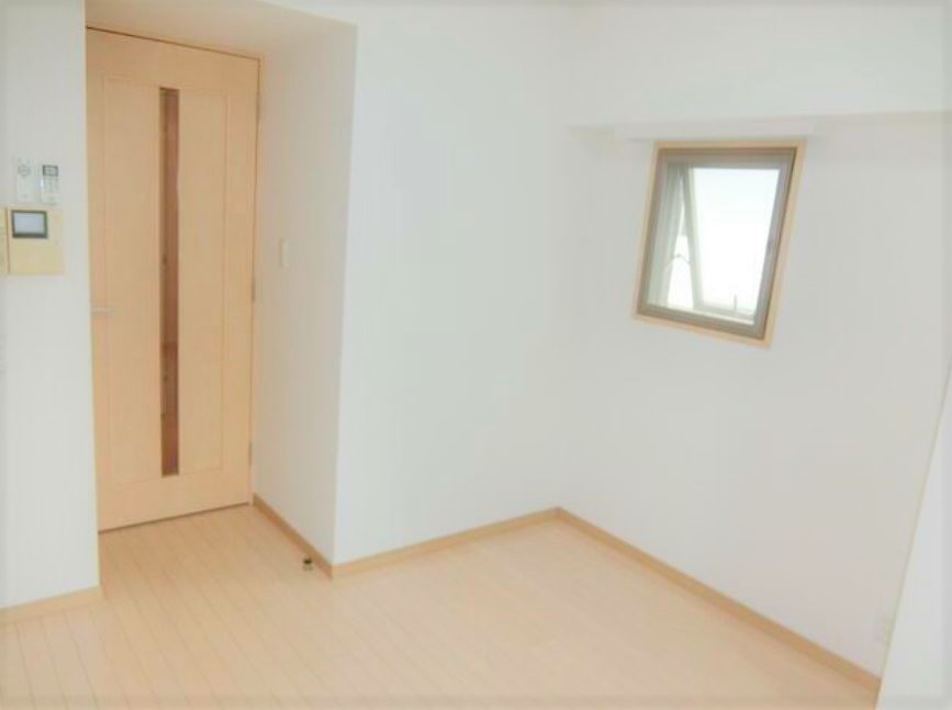 その他部屋・スペース　★角部屋、二面採光、風通しも良好★