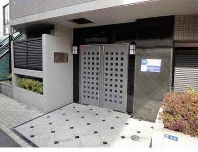 エントランス　★マンションならではの、エントランスロビー★