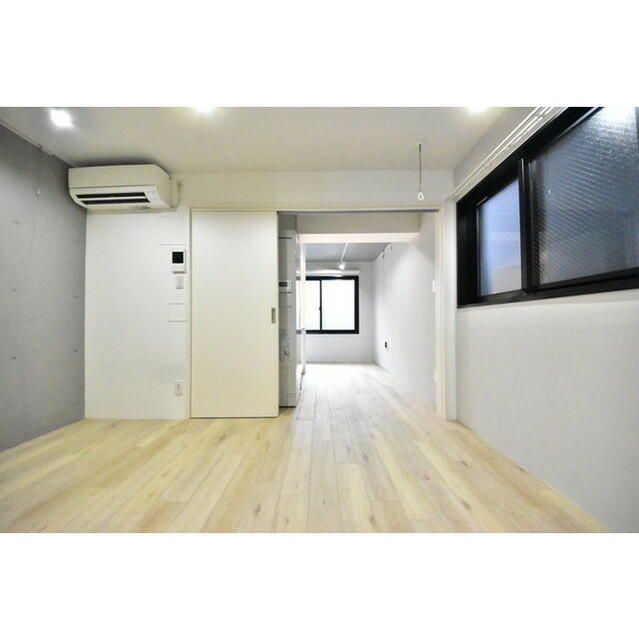 居室・リビング　※別部屋参考写真