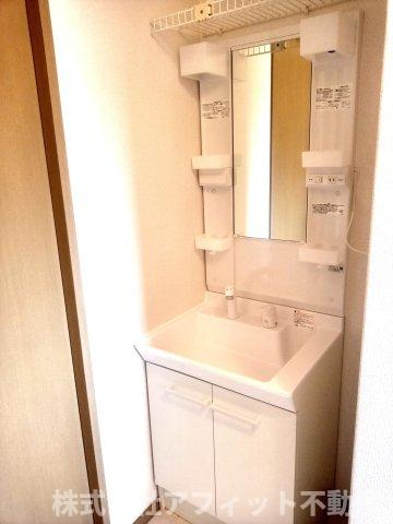 洗面設備　洗髪洗面化粧台