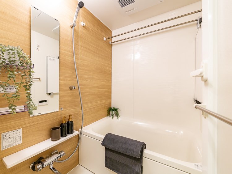 バス・シャワールーム