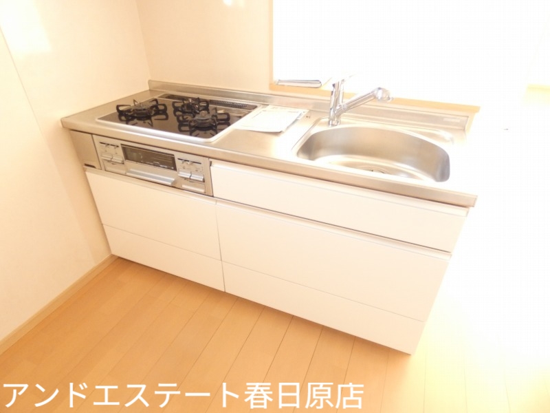 キッチン　３口のシステムキッチンです