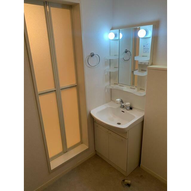 洗面設備　別部屋参考写真