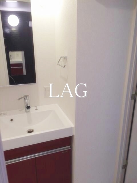 洗面設備　洗面台です。