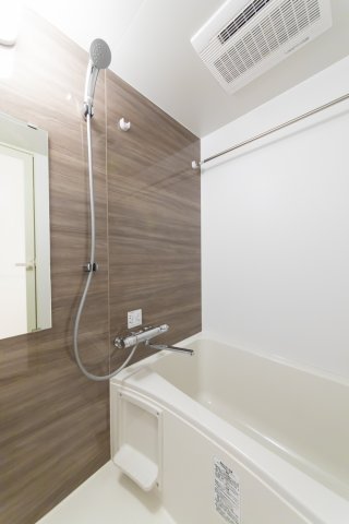 バス・シャワールーム　日々の疲れを癒すお風呂付です