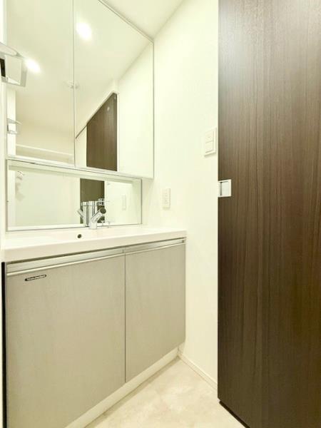 洗面設備　☆嬉しい独立洗面台☆