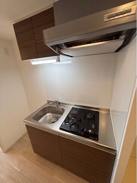 キッチン　初期費用分割可★ご希望の場所まで無料送迎サービス付♪