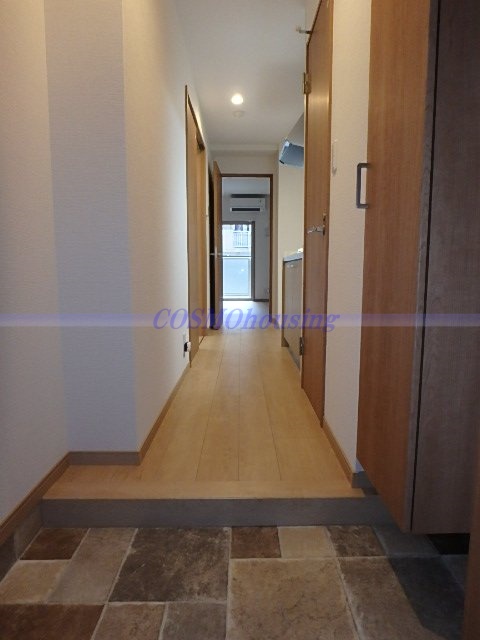 その他　玄関廊下