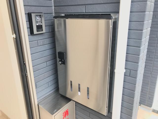 玄関　宅配ボックス（イメージ）