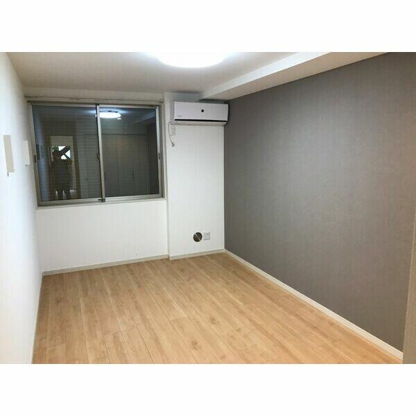 居室・リビング　?