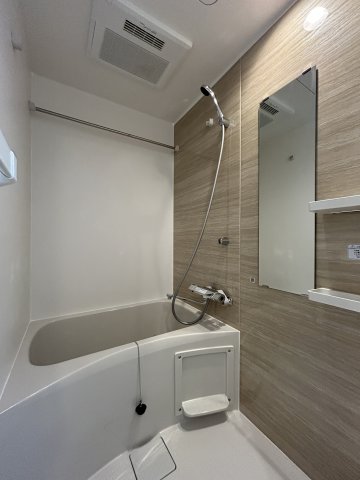バス・シャワールーム　お風呂です