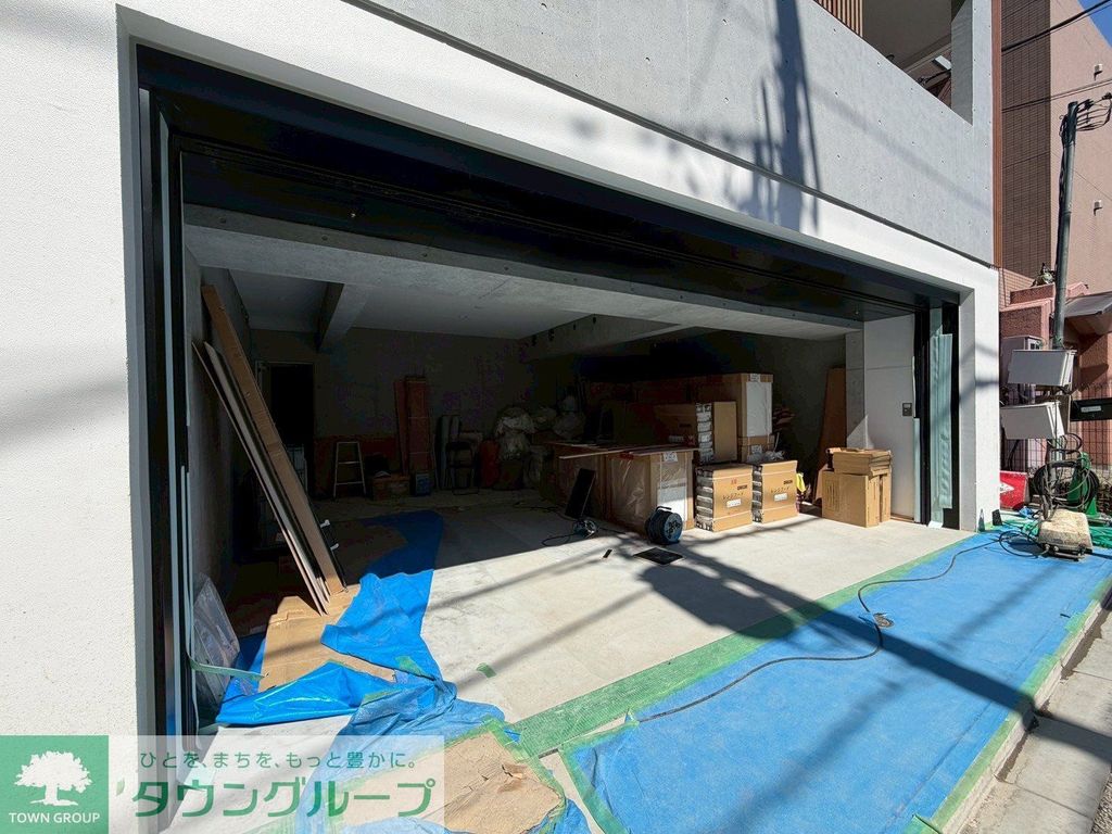 駐車場　駐車場