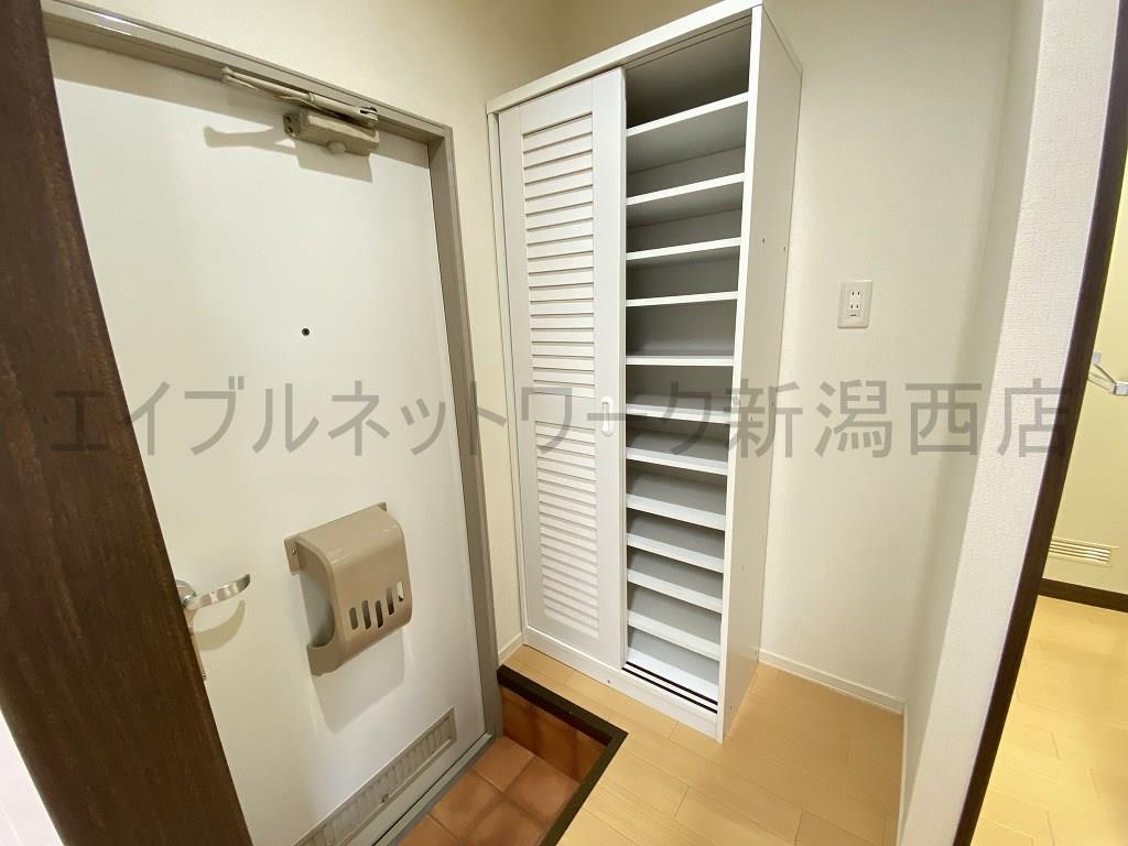 玄関　参考写真