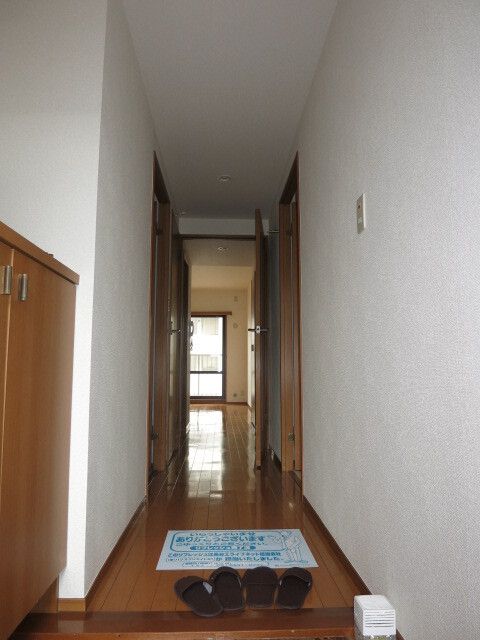 玄関　☆シューズボックス付き玄関☆