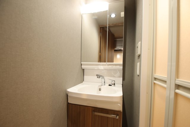 洗面設備　※１号室タイプの写真です※