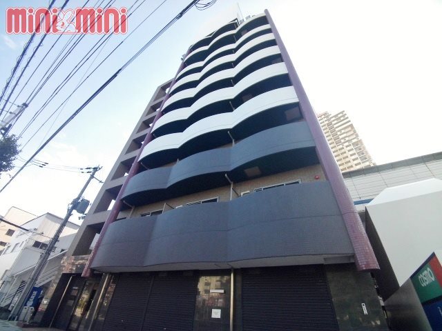 建物外観　重厚感のある綺麗なマンションです