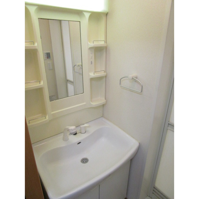 洗面設備　弊社は都内全域の物件をご紹介可能です！