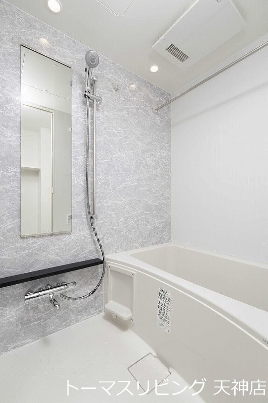 バス・シャワールーム　※同物件別部屋参考画像