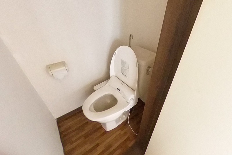 トイレ　別部屋参考