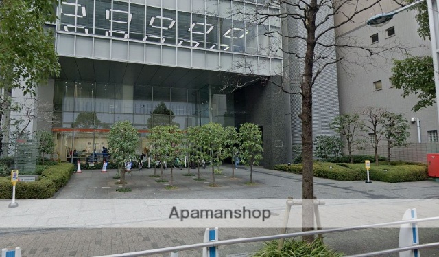 郵便局　港港南郵便局（郵便局）まで785m