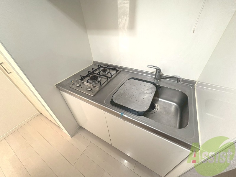 キッチン　キッチンのシンクが広いので洗い物が捗ります。