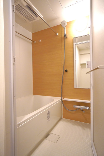 バス・シャワールーム　※写真は同タイプ住戸です。