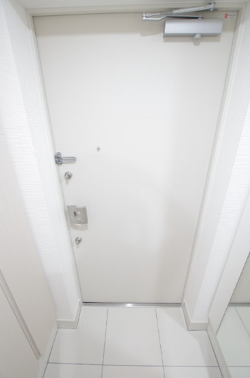 玄関　フュージョナル浅草FOREST