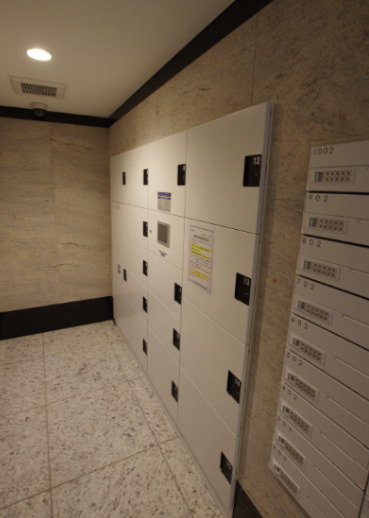 エントランス　フュージョナル浅草FOREST