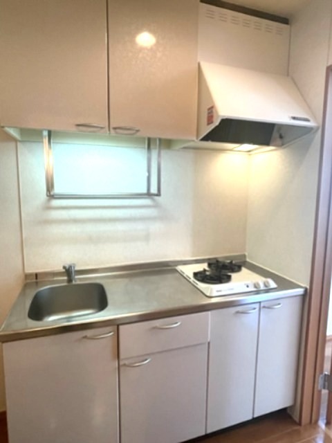 キッチン　（別タイプ参考写真）豊島区南大塚1丁目アパート