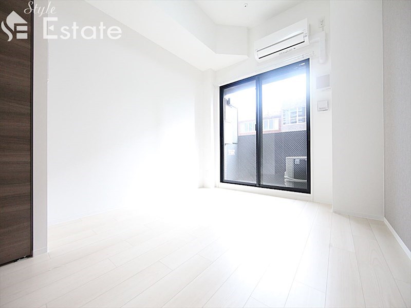 居室・リビング　内装