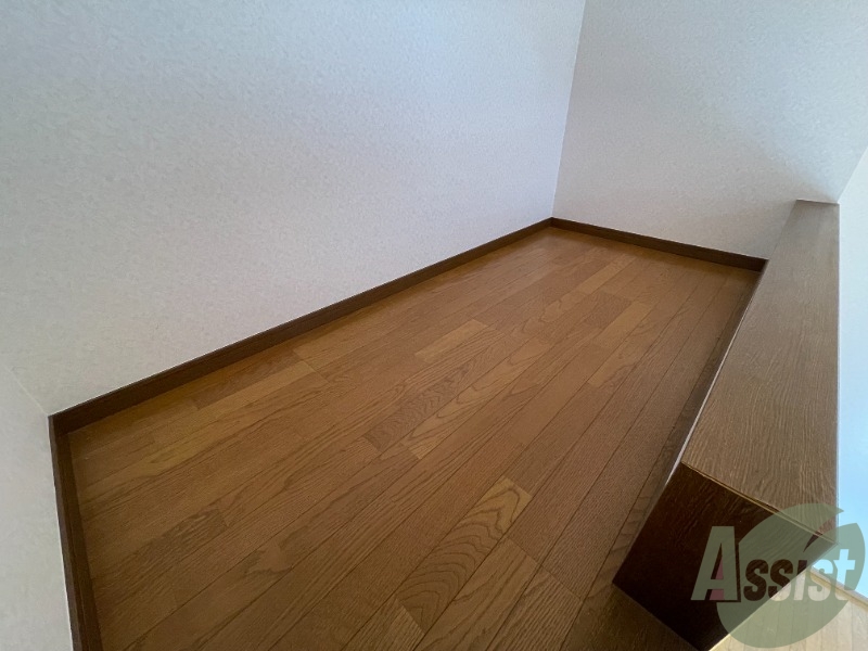 その他部屋・スペース　ロフトです。寝室代わりとしてもご利用できます。